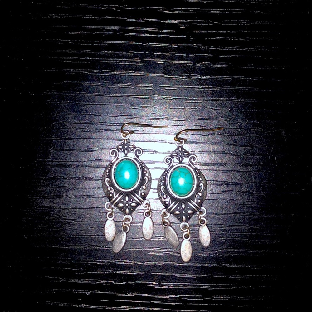 dangle earrings
